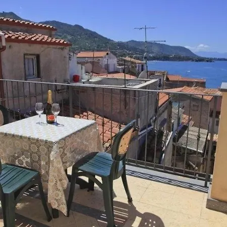 Fuer 2 Personen Ca 40 Qm In Cefalu, Sizilien Nordkueste Von Sizilien Apartment *
